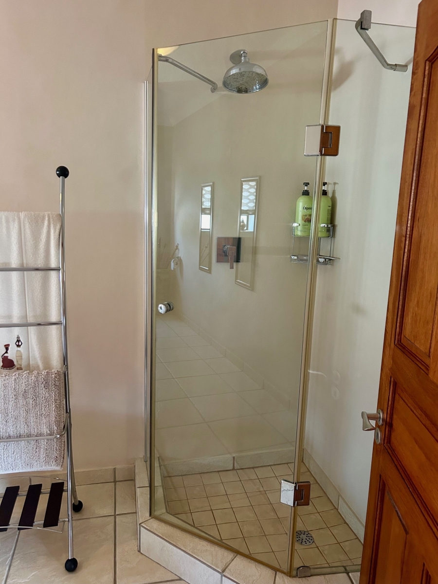 4 Bedroom Property for Sale in Tafelzicht Western Cape